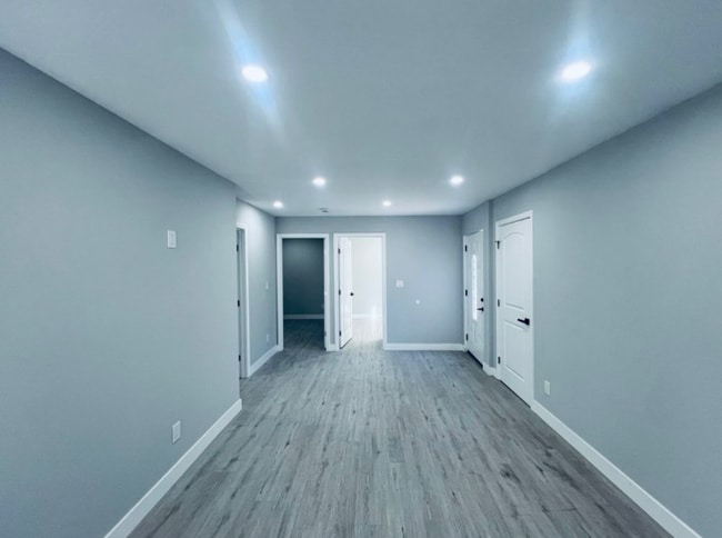 Photo - 2437 Cochran Ave Unit 2