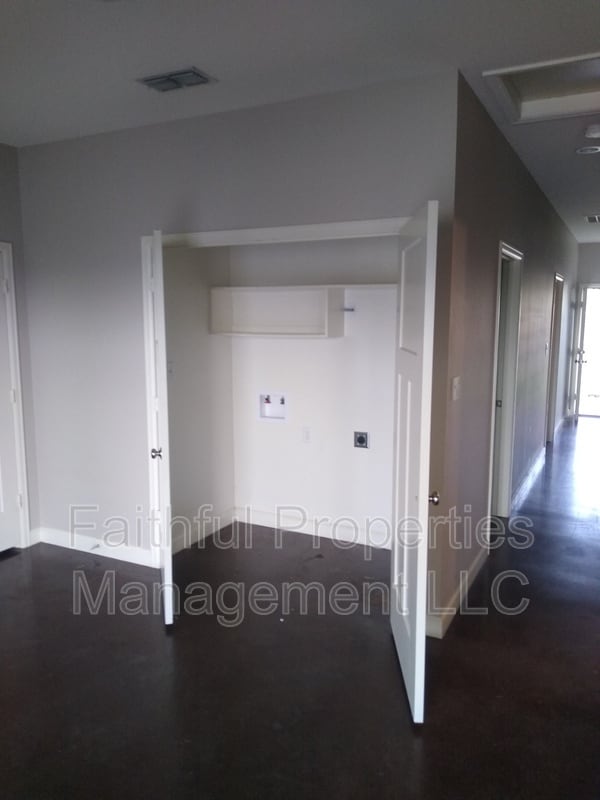 Photo - 14209 County Rd 452