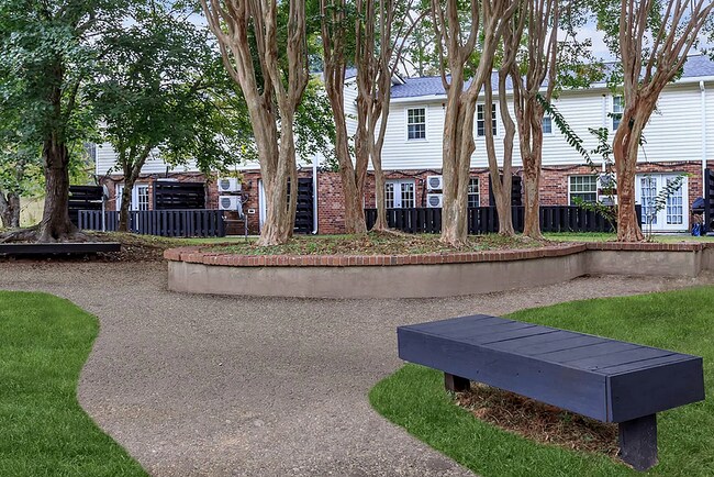 Photo - The Oaks at Commerce