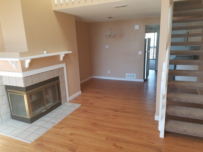 Building Photo - 1885 S Quebec Way Unit 25