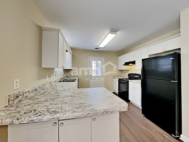 Photo - 1109 Benton Mason Dr