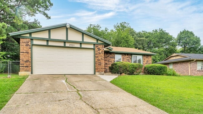 Photo - Beautifully Redone 3 Bedroom House! Available for Immediate Move in!