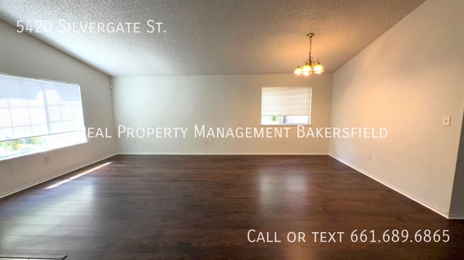 Photo - 5420 Silvergate St