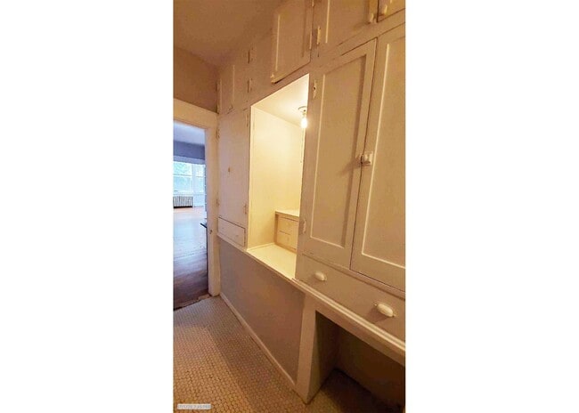 Photo - 3027 Clifton Ave Unidad 3027-04