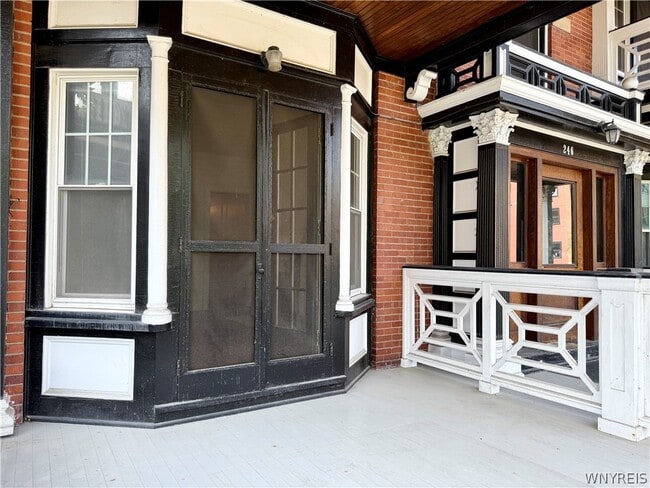 Photo - 246 Bryant St