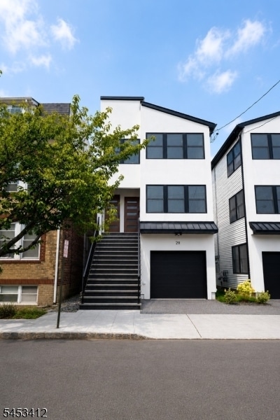 Building Photo - 29 Frederick St Unit 1