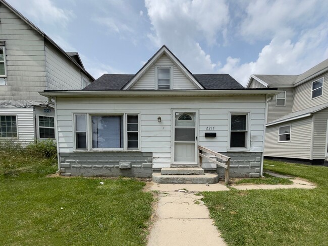 Building Photo - Southside of Muncie Rental