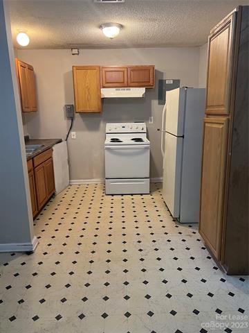 Photo - 2012 Vinton St