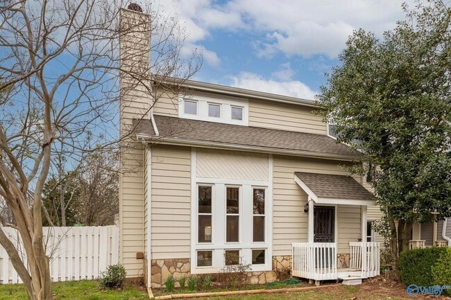 Photo - 401 Hobbs Rd SE