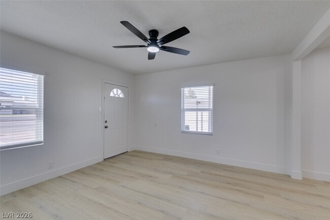 Photo - 254 W Basic Rd