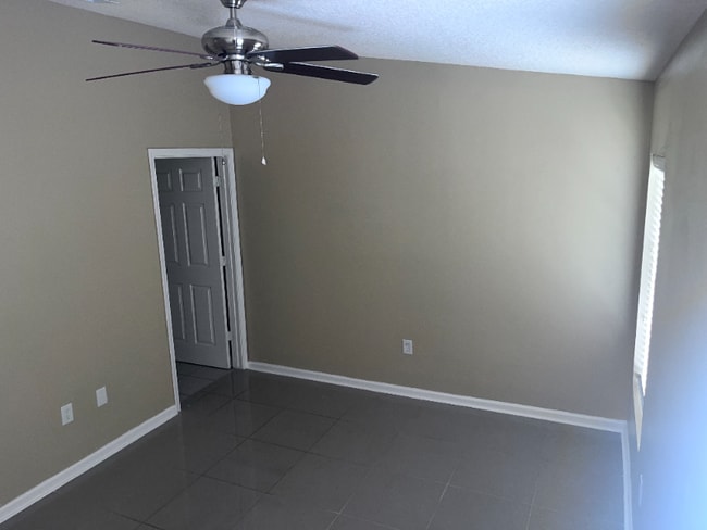 Photo - 1418 Manotak Point Dr Unit 203