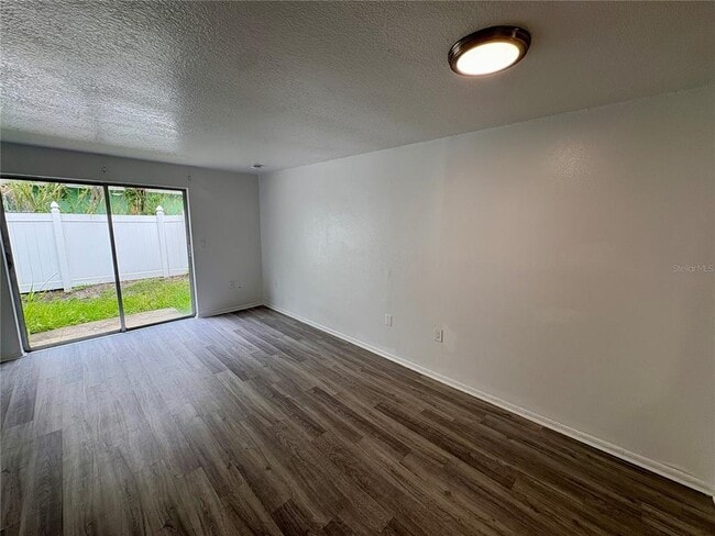 Photo - 408 57th Ave Dr E