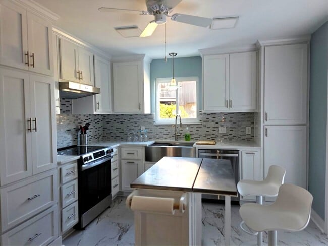 Photo - 2711 Butler Pl