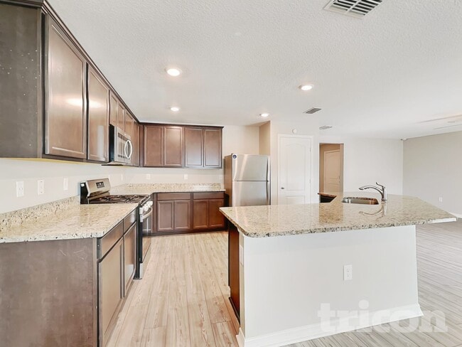 Photo - 304 Kensington View Dr