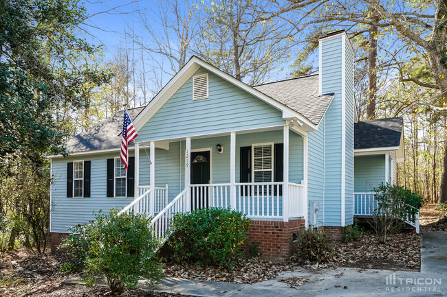 Building Photo - 1219 Azalea Dr Rental