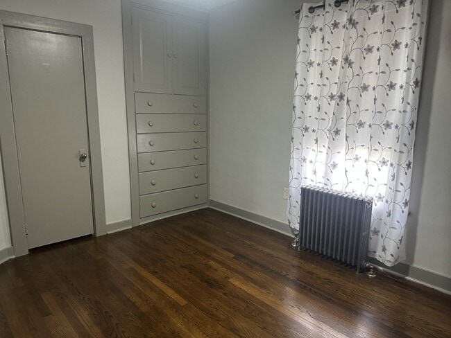 Building Photo - 3030 5th Ave Unit 4