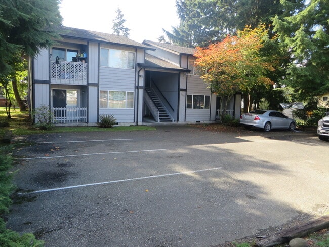 Photo - 11020 122nd St E