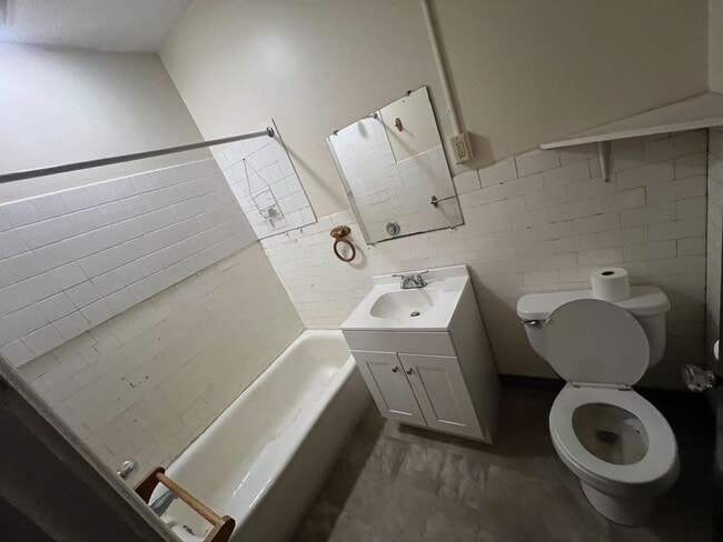 Photo - 192 Lark St Unit 7