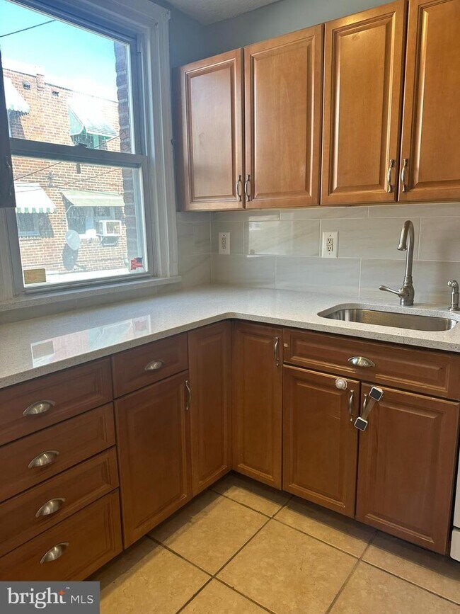 Photo - 4511 Vista St