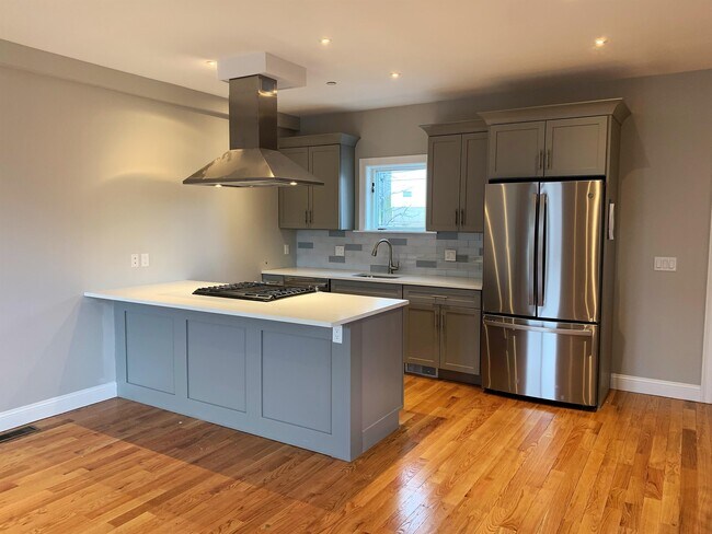 Photo - 11 Goodhue St