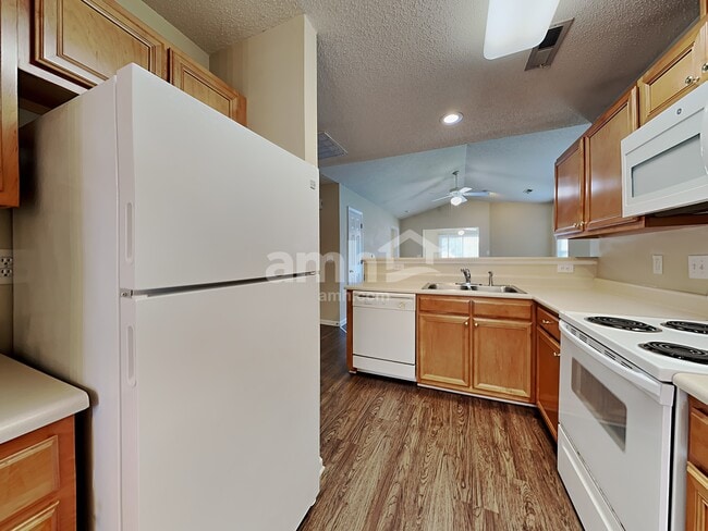 Photo - 100 Tudor Downs Rd