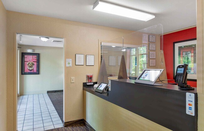 Furnished Studio-Atlanta - Kennesaw Chastain Rd.