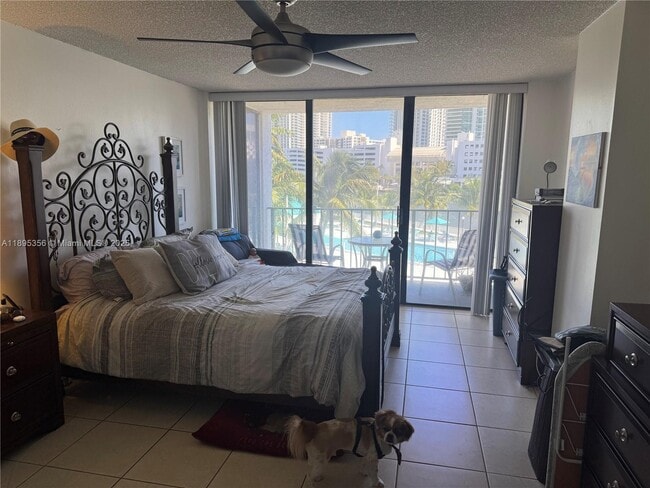 Photo - 200 Leslie Dr Unidad 317