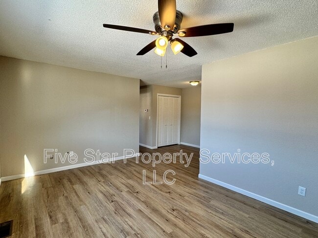 Photo - 151 S Durkin Dr Unit 4