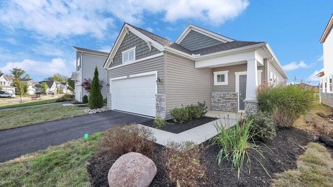 Photo - 3803 Shoal Way