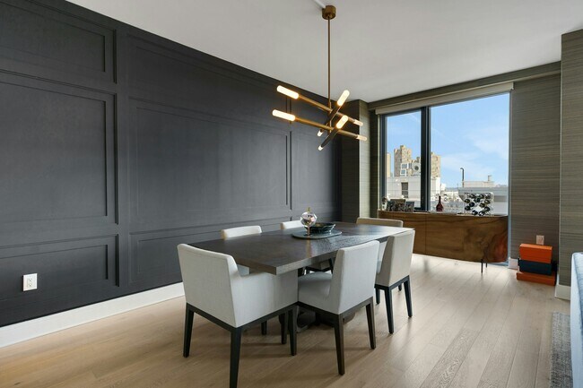 Photo - 9 Ave at Port Imperial Unit # PH03