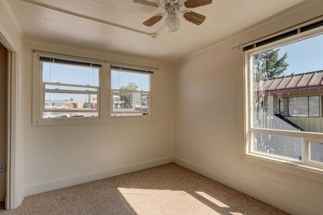Photo - 645 SE Fidalgo Ave Unit 201