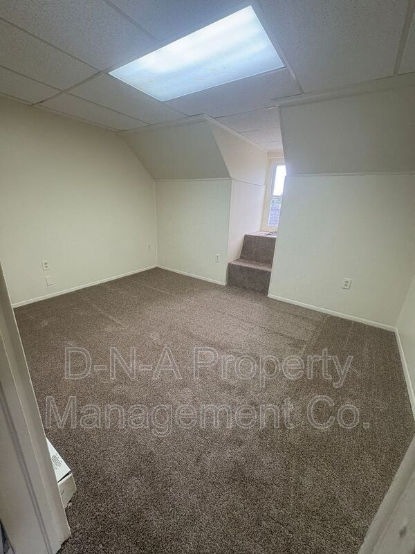 Photo - 154 Garibaldi Ave Unidad #3