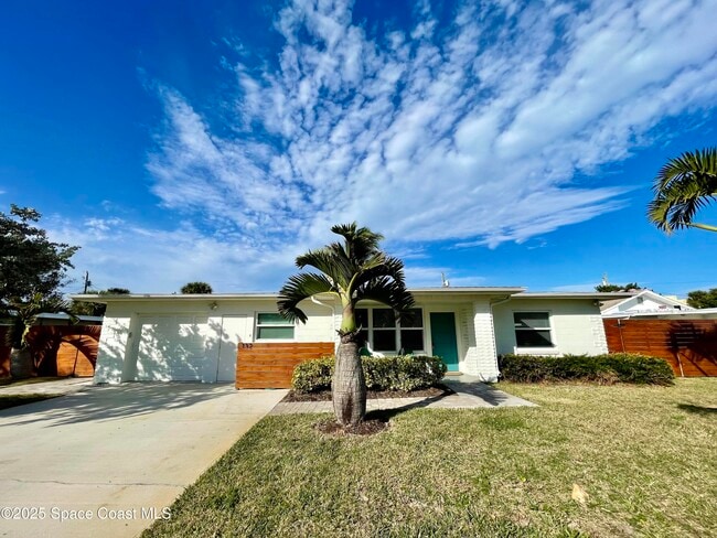 Photo - 132 E Gadsden Ln