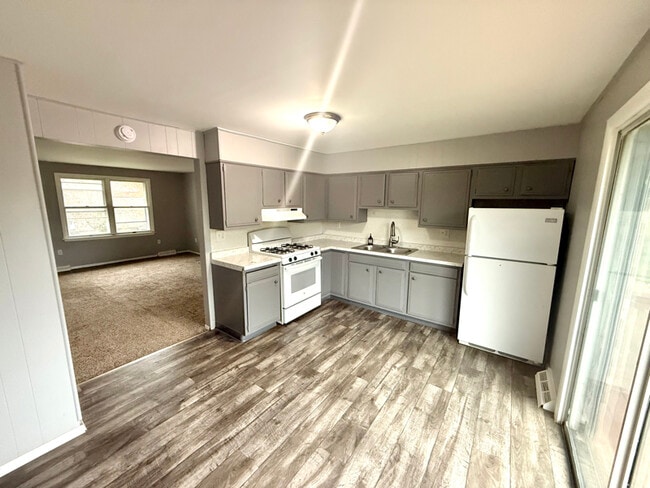 Photo - 11 Hamilton Pl Unit 1