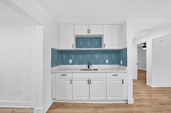 Photo - 3525 50th Ave N Unidad A