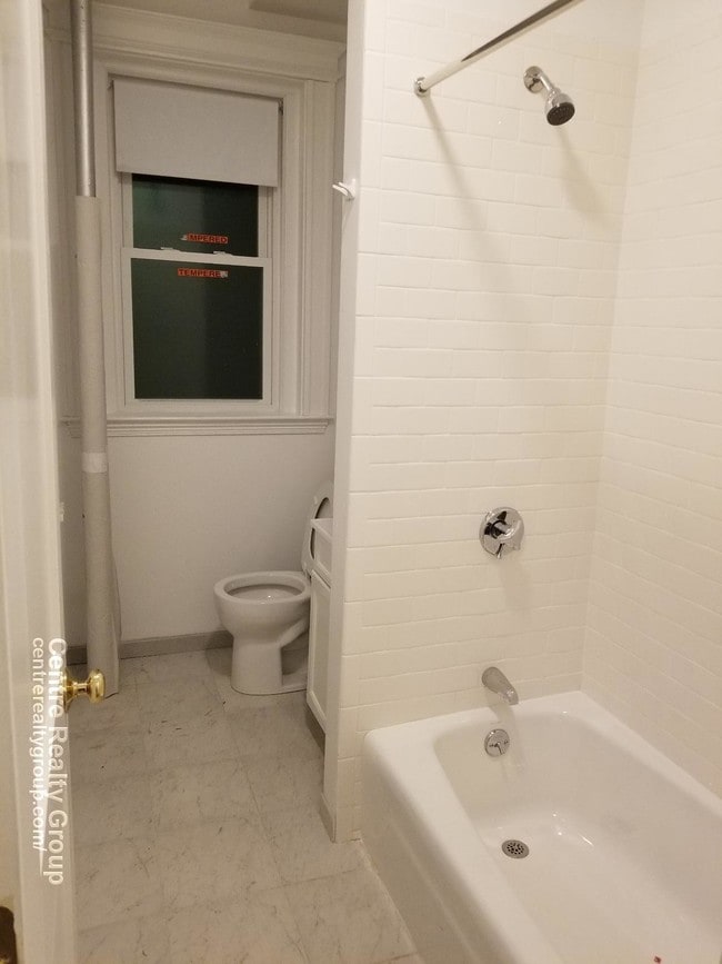 Photo - 116 Warren St Unidad 10