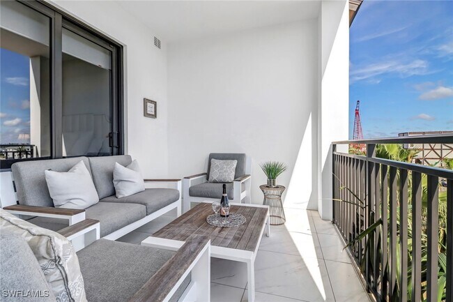 Photo - 1135 3rd Ave S Unidad 415