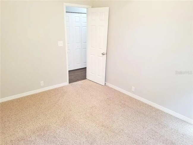 Photo - 990 E Bay St