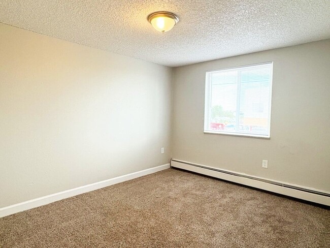 Sleep Easy in The Principal Bedroom - Live On South Federal