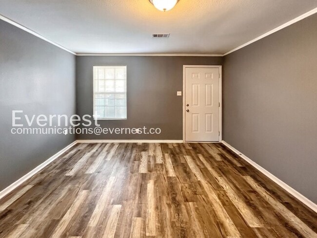 Photo - 40 Hiland Pl Unit B
