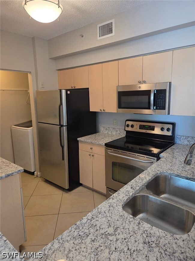 Photo - 1105 Reserve Ct Unit 201