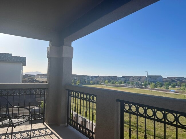 Photo - 4555 Marisabel Azcarate St