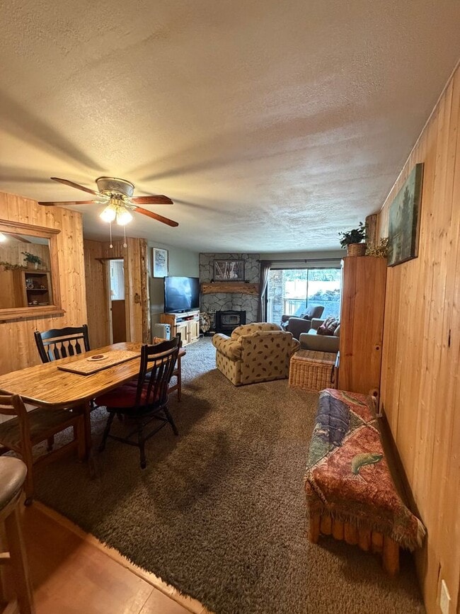 Photo - Cozy Furnished 2 Bedroom / 2 Bathroom Condo in Summit – Great Mammoth Location