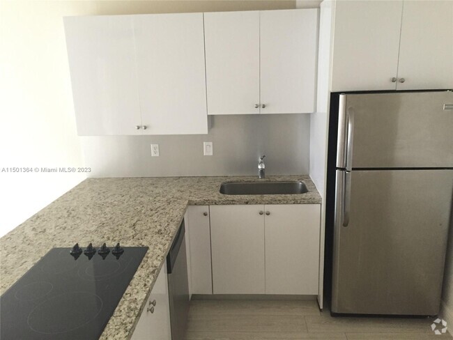 Building Photo - 4920 NW 79th Ave Unit #309 Rental