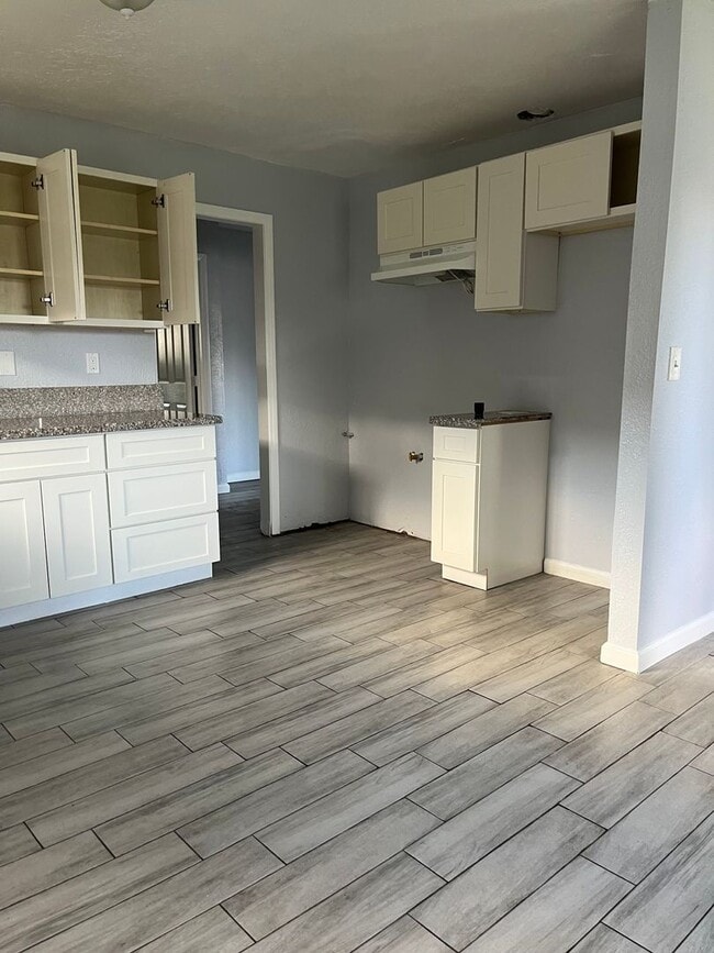 Photo - Sierra Way (1726 North) Unidad 1