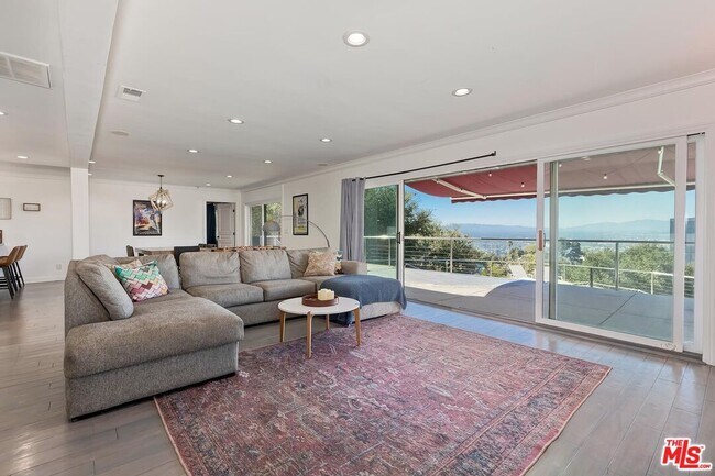Photo - 3201 Bonnie Hill Dr