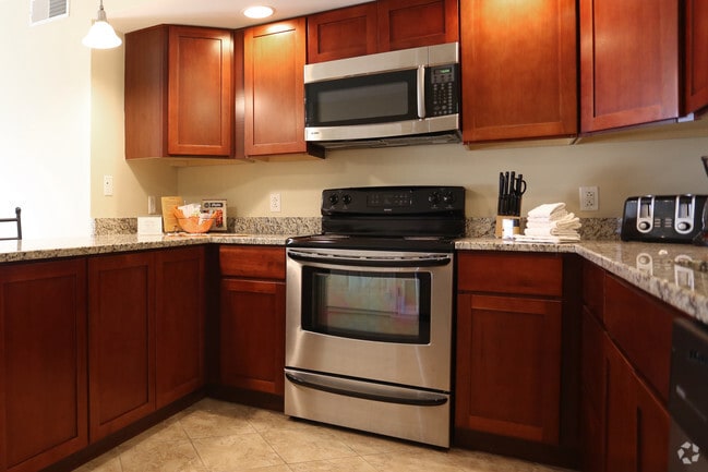 Cocina - The Towers at Greenville