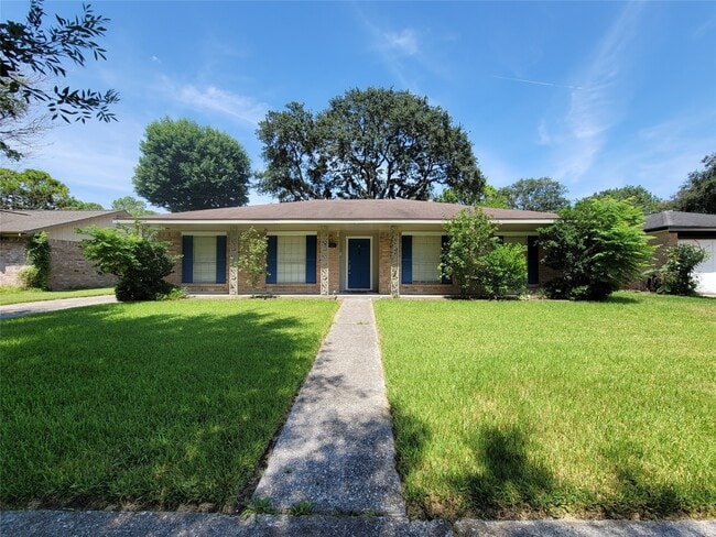 Building Photo - 9322 Fairdale Ln Rental