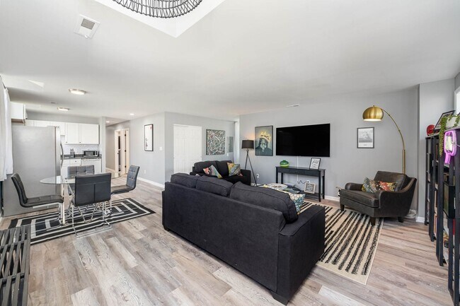 Photo - Funky Firehouse Renovated into Modern 2 BD... Unit B  (53641282)