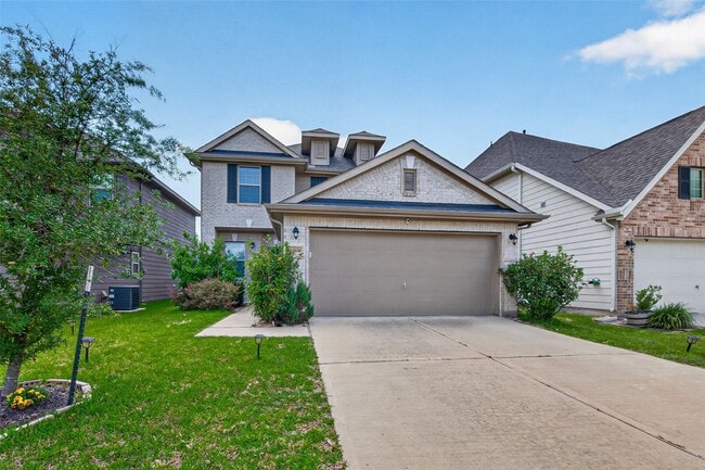 Building Photo - 14206 Singing Oaks Trl